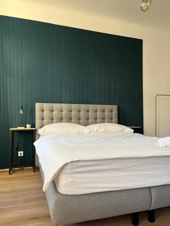 Apartment Schoenbrunn Kingsiz Bed Vienna